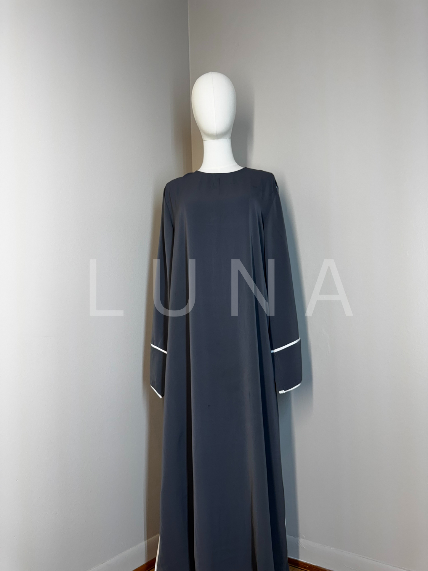 BELTED ABAYA NUR - GRAY