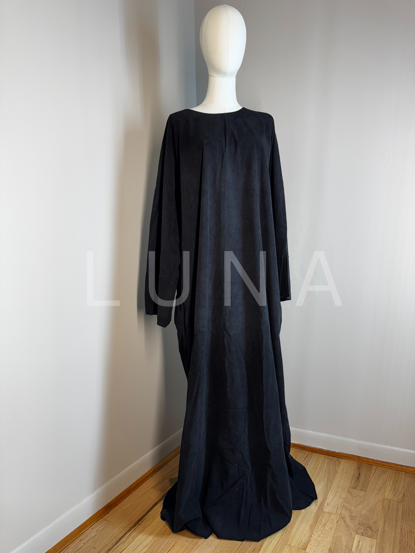 VELVET ABAYA LAYLA - BLACK