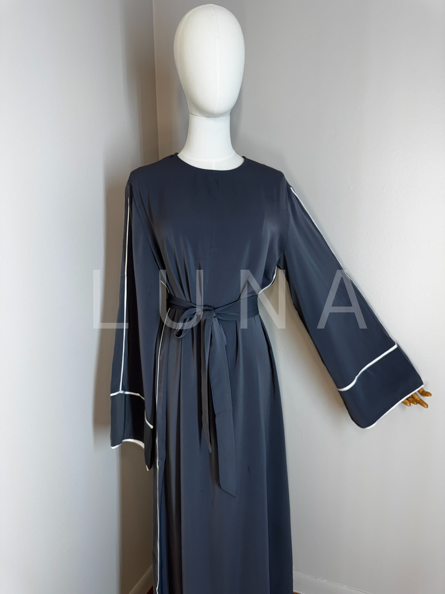 BELTED ABAYA NUR - GRAY