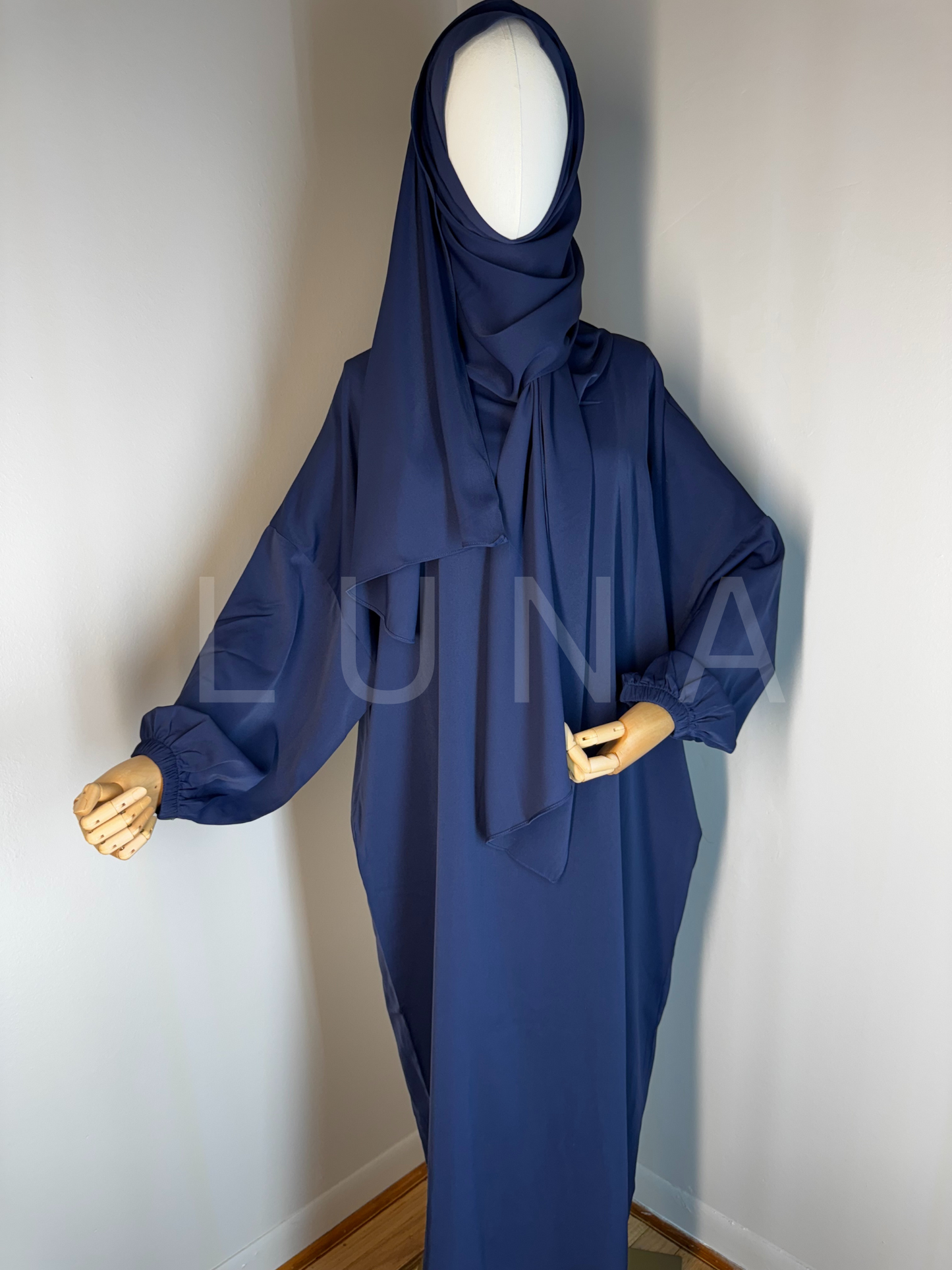 ABAYA MIRA INTEGRATED SCARF-NAVY