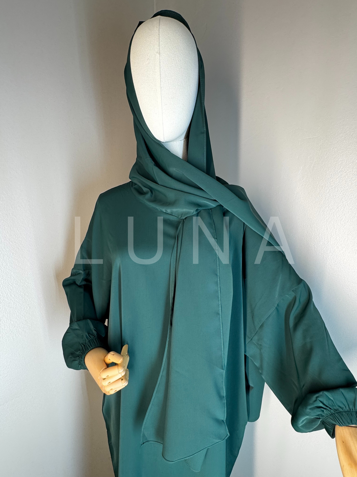 ABAYA MIRA INTEGRATED SCARF-GREEN